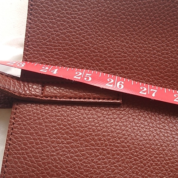 NWOT Vince Camuto Flat Tote - Picture 8 of 8